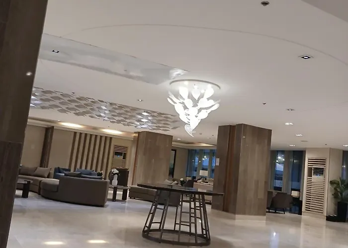 Daddy's Staycation Aparthotel