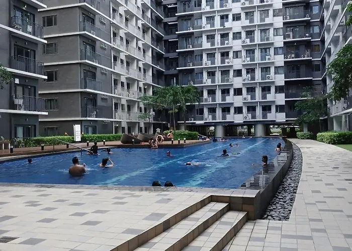 Daddy's Staycation Aparthotel *